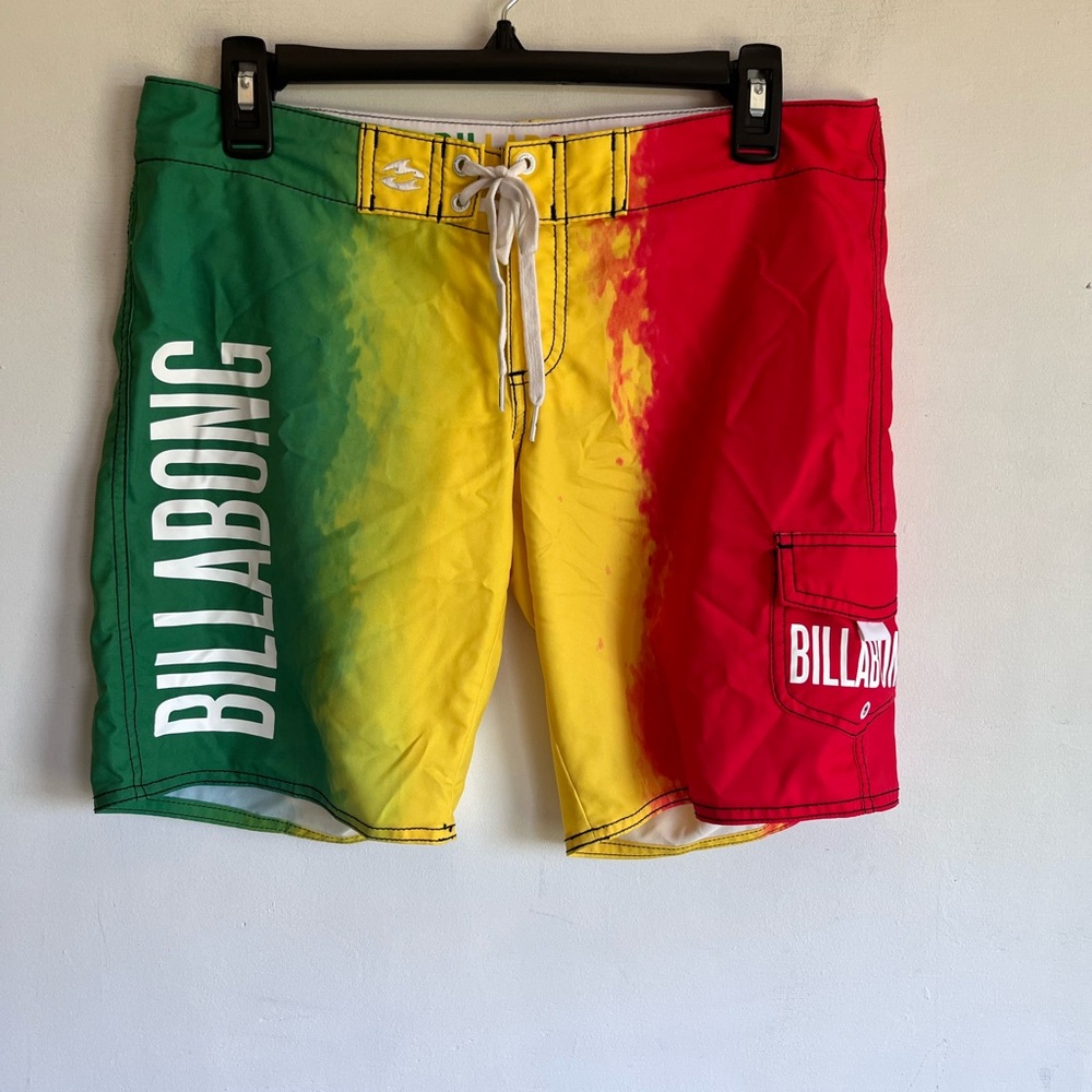 Billabong women Multicolor Swim, surf Shorts size 5